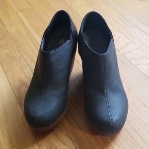 Dr Scholl's Women's Harlow Wedge Bootie